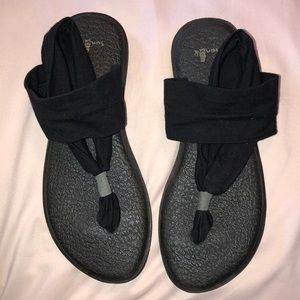 Sanuk Women’s Yoga Slim